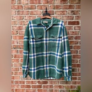 Green blue & white DULUTH plaid flannel flapjack shirtjac sweater LT